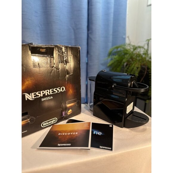 Nespresso Inissia Espresso Machine By DeLonghi Black - Picture 4 of 8